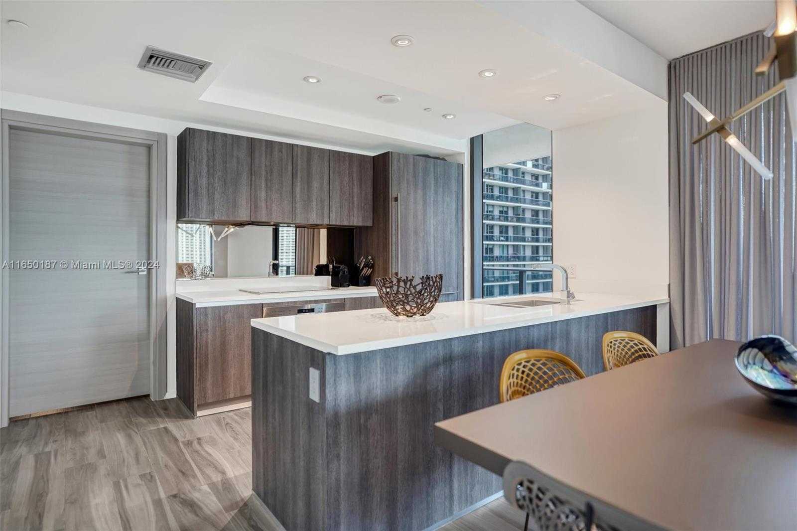Small Image of 801 SOUTH MIAMI AVE #2509, Miami Number 5