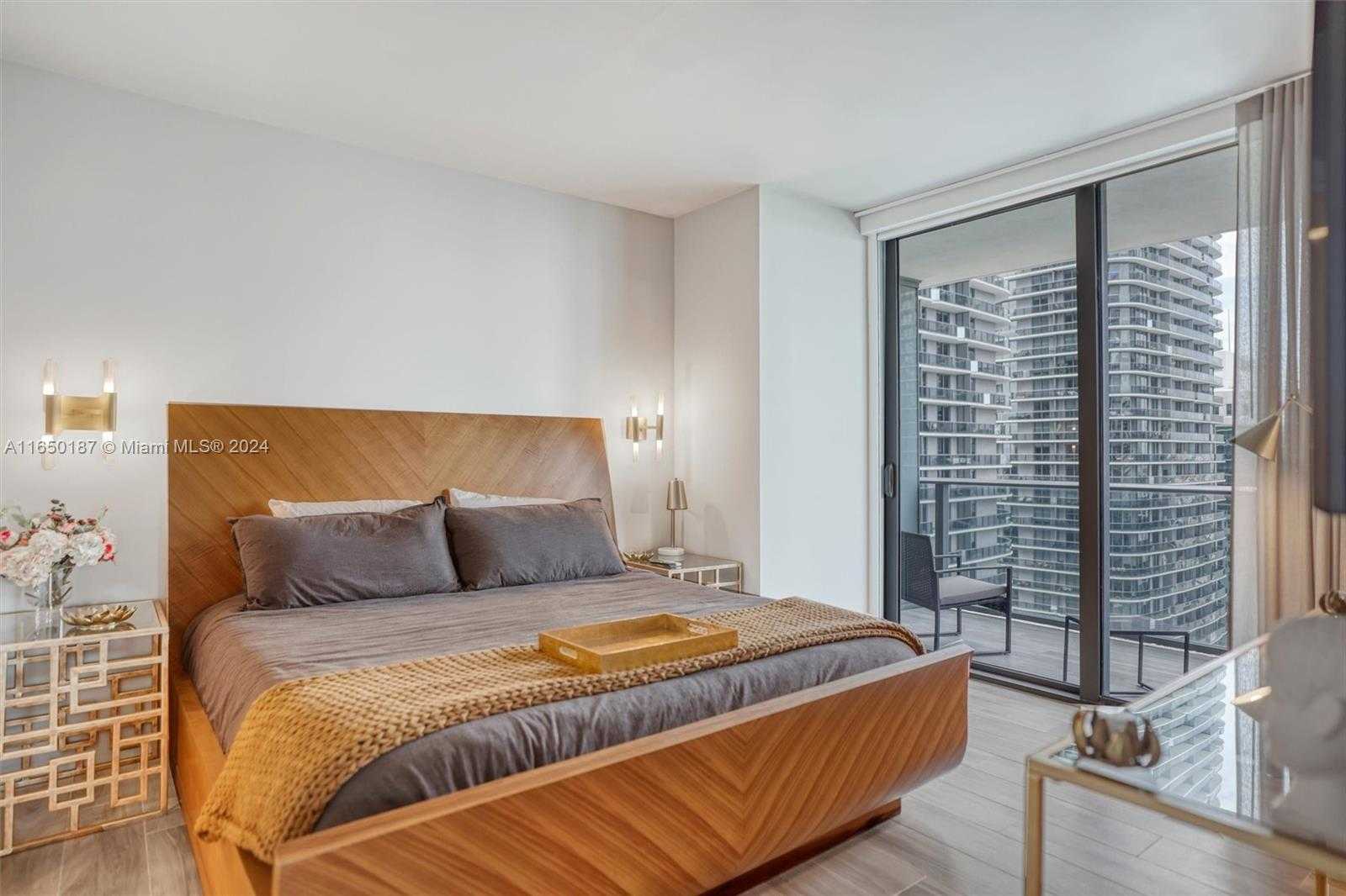 Small Image of 801 SOUTH MIAMI AVE #2509, Miami Number 7