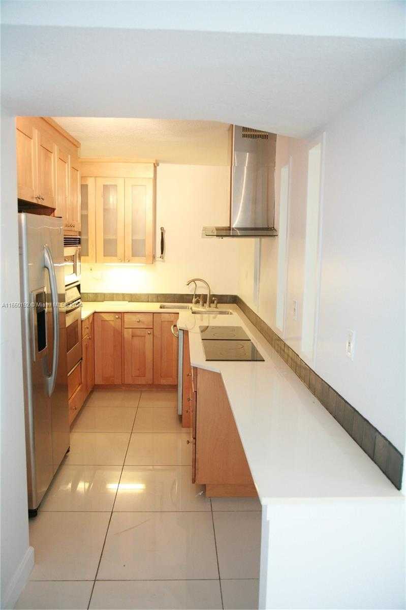 Small Image of 6969 COLLINS AVE #811, Miami Beach Number 16