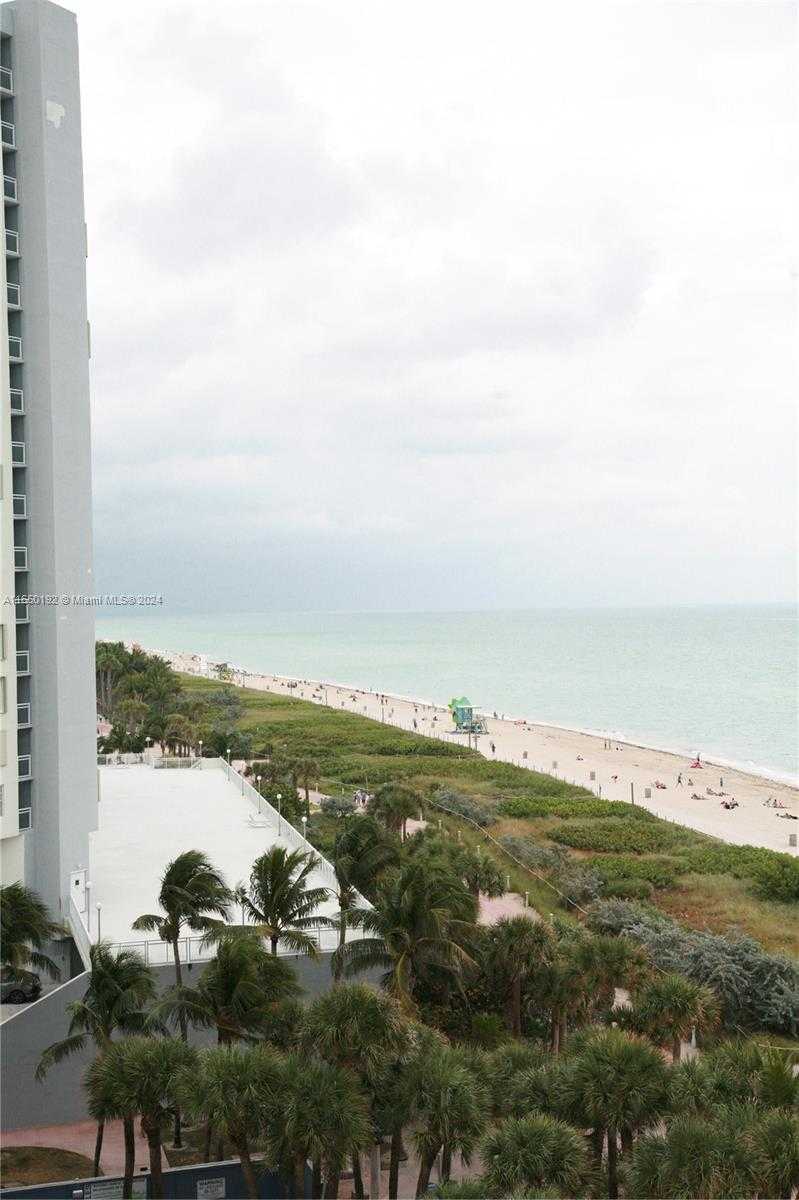 Small Image of 6969 COLLINS AVE #811, Miami Beach Number 27