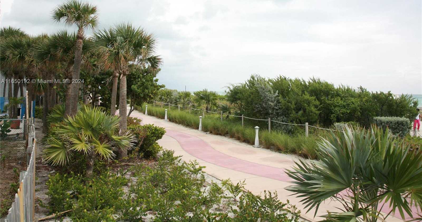 Small Image of 6969 COLLINS AVE #811, Miami Beach Number 31