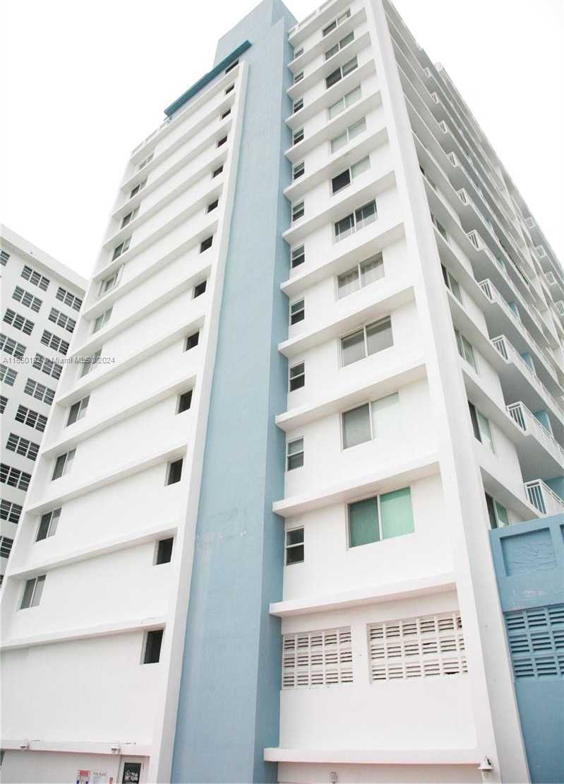Small Image of 6969 COLLINS AVE #811, Miami Beach Number 35