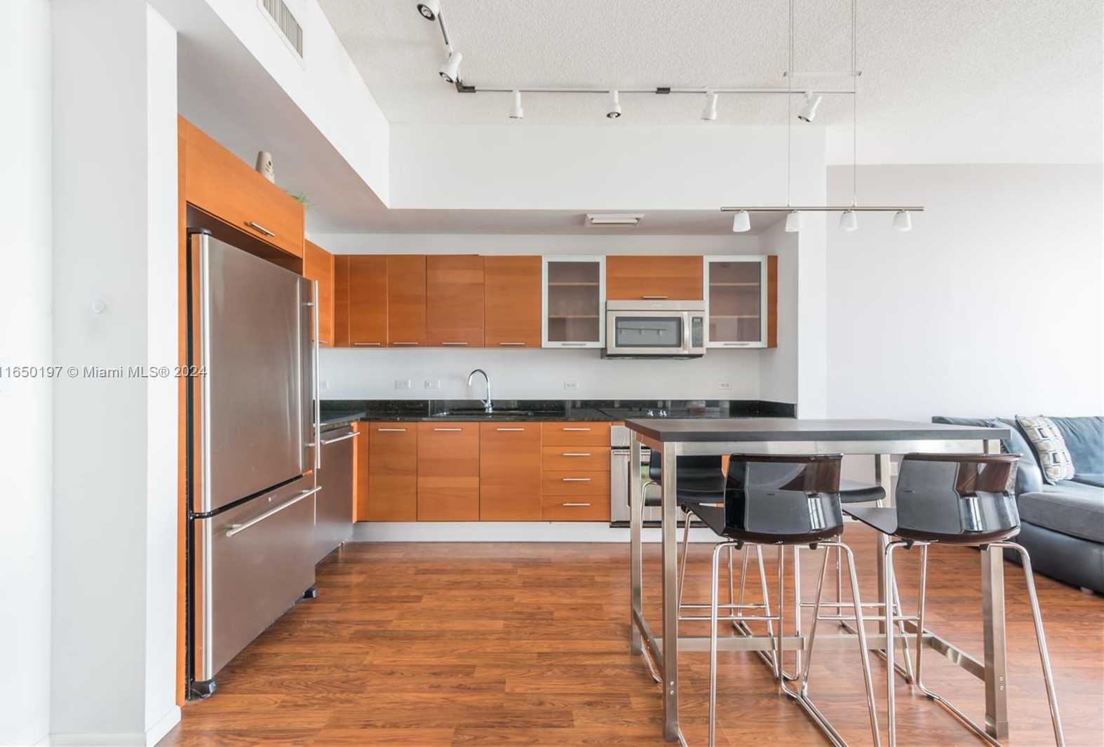 Small Image of 3470 EAST COAST AVE #H1203, Miami Number 4
