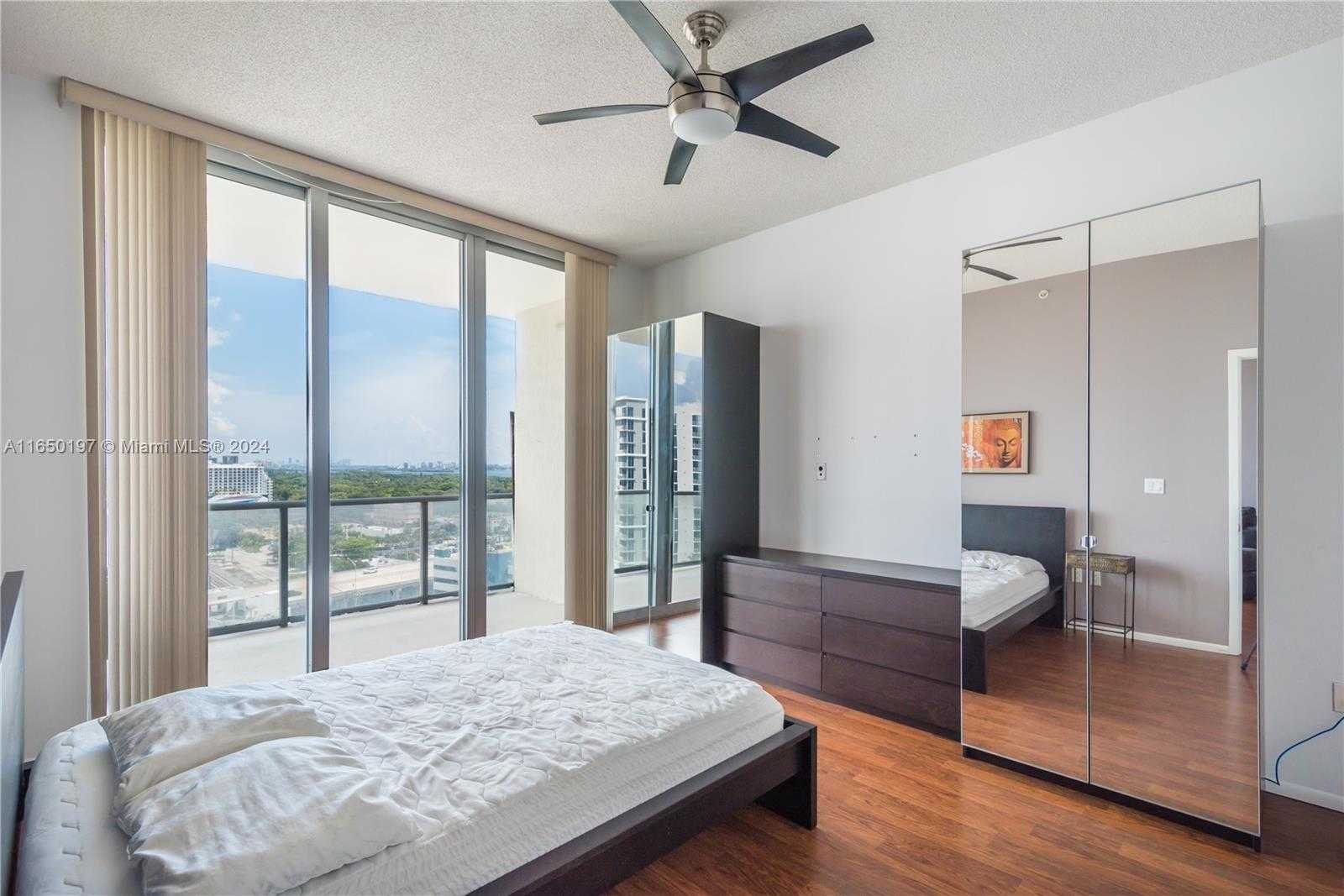 Small Image of 3470 EAST COAST AVE #H1203, Miami Number 7