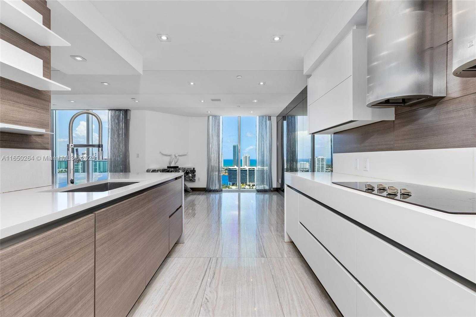 Small Image of 3301 NORTH EAST 183RD ST #PH3008, Aventura Number 11