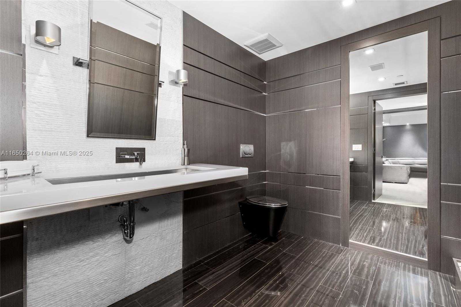 Small Image of 3301 NORTH EAST 183RD ST #PH3008, Aventura Number 13