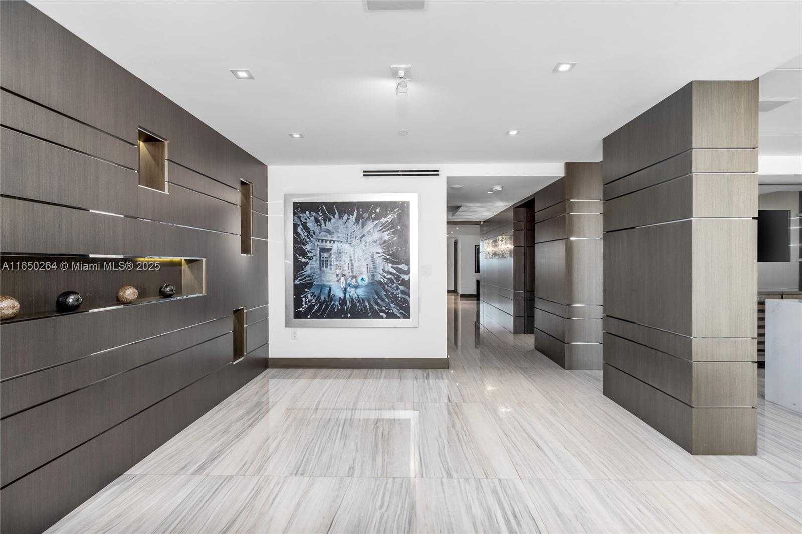 Small Image of 3301 NORTH EAST 183RD ST #PH3008, Aventura Number 4