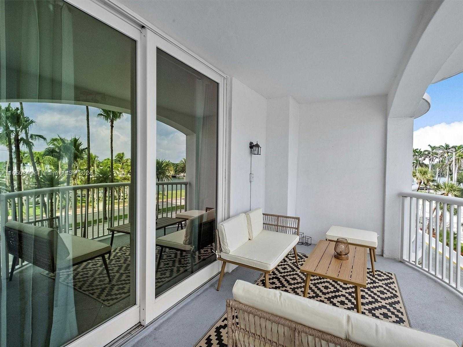 Small Image of 5401 COLLINS AVE #129, Miami Beach Number 12