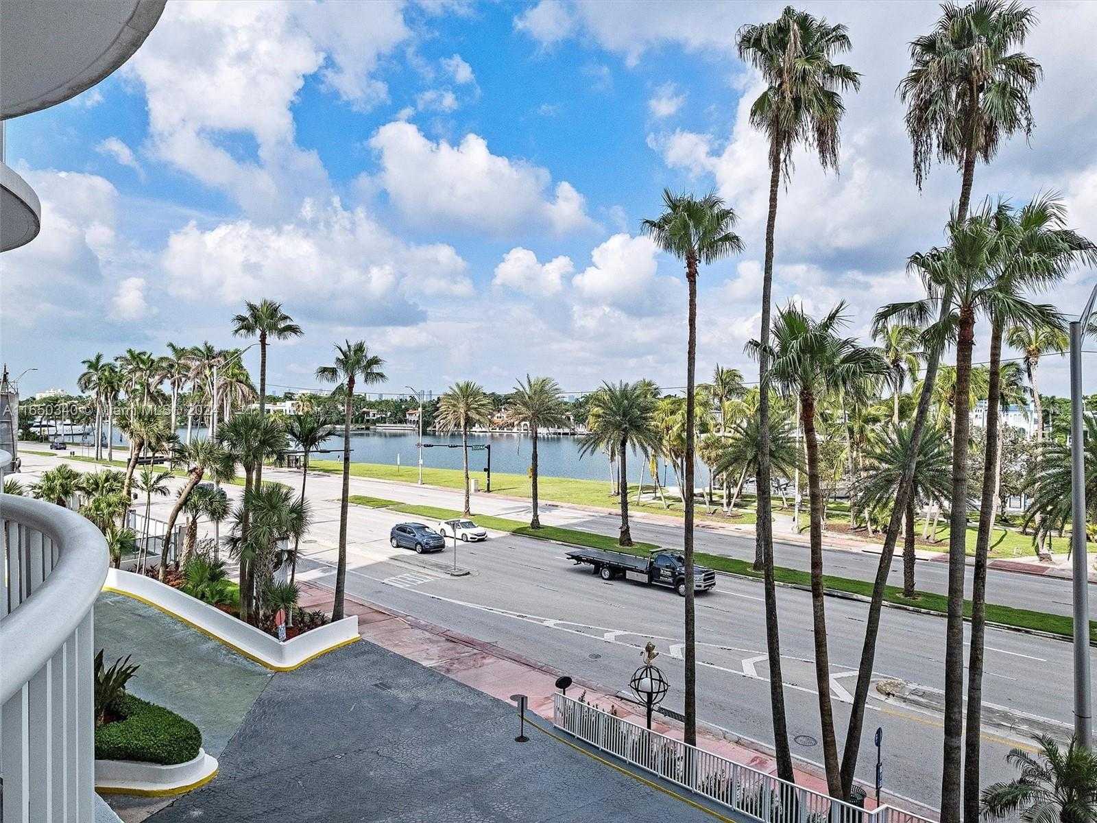 Small Image of 5401 COLLINS AVE #129, Miami Beach Number 15
