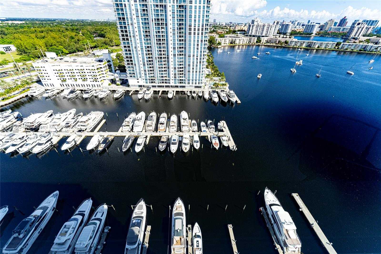 Small Image of 17111 BISCAYNE BLVD #2109, North Miami Beach Number 39