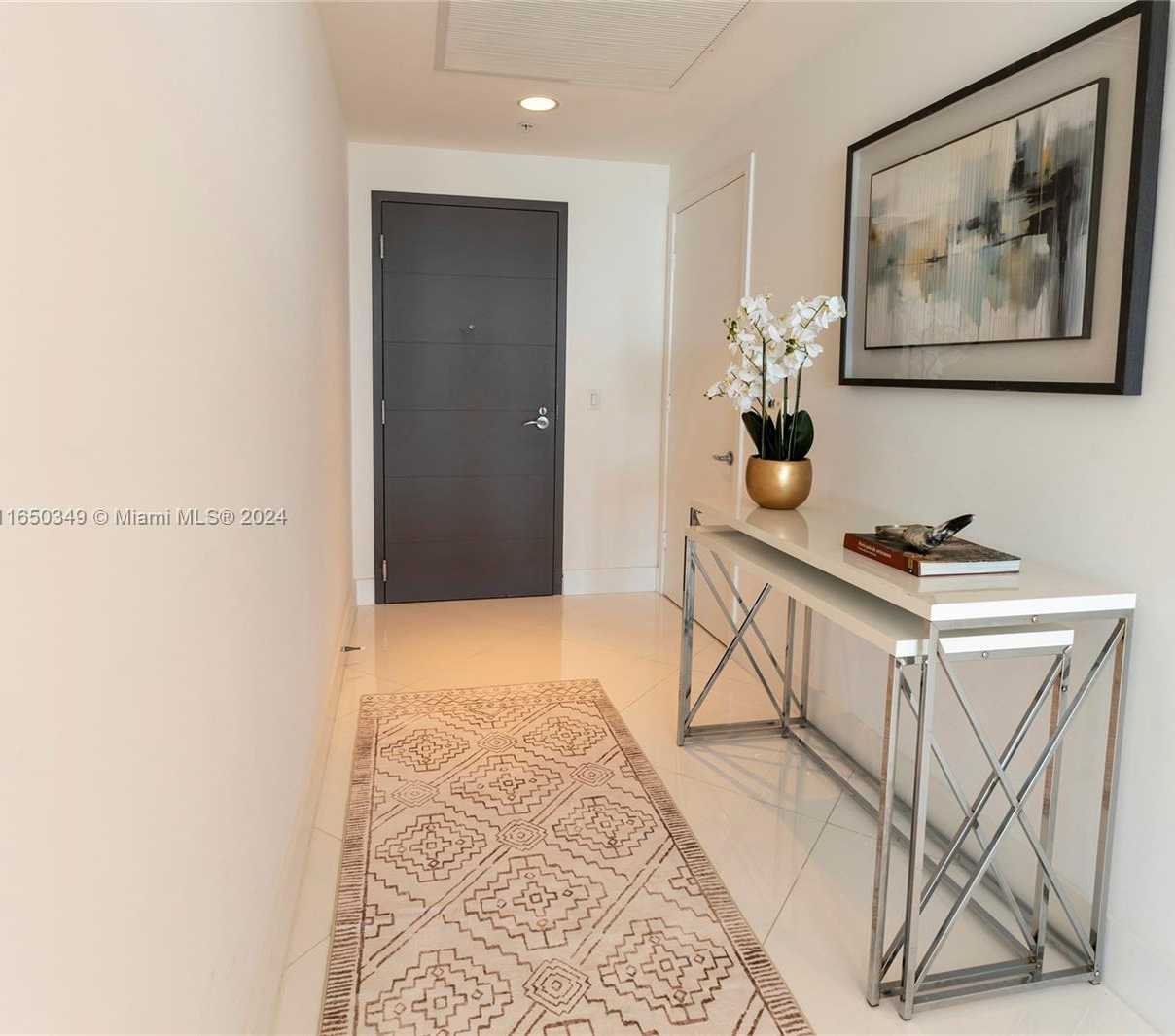 Small Image of 17111 BISCAYNE BLVD #2109, North Miami Beach Number 7