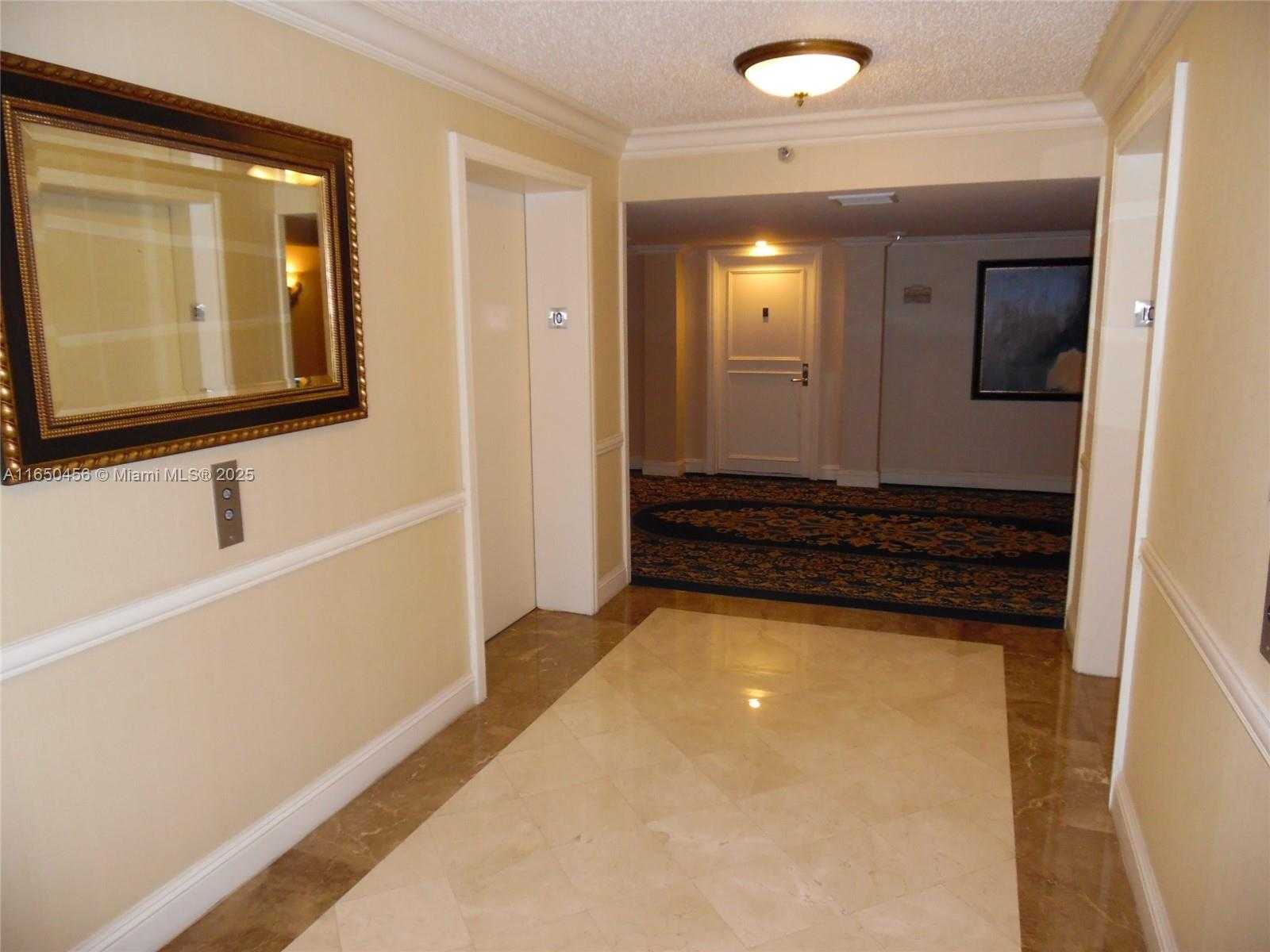 Small Image of 3530 MYSTIC POINTE DR #1711, Aventura Number 27
