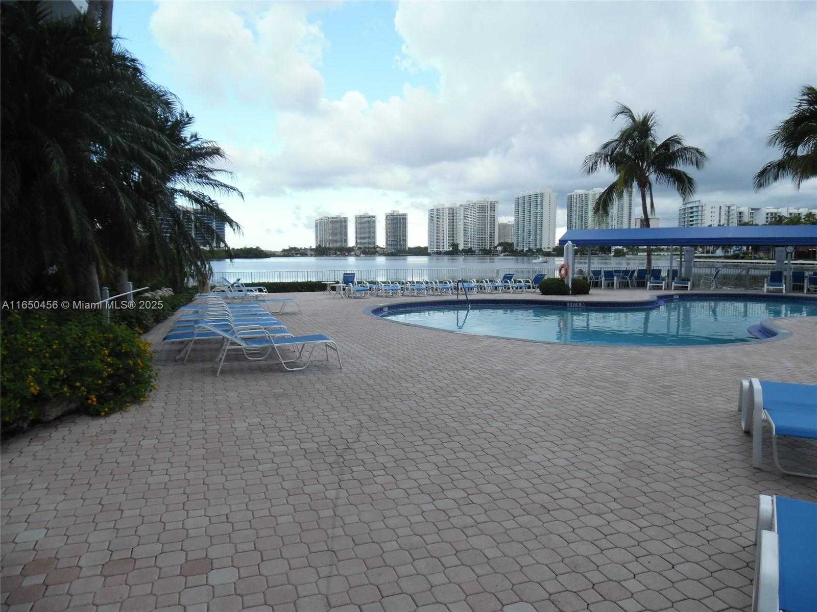 Small Image of 3530 MYSTIC POINTE DR #1711, Aventura Number 28