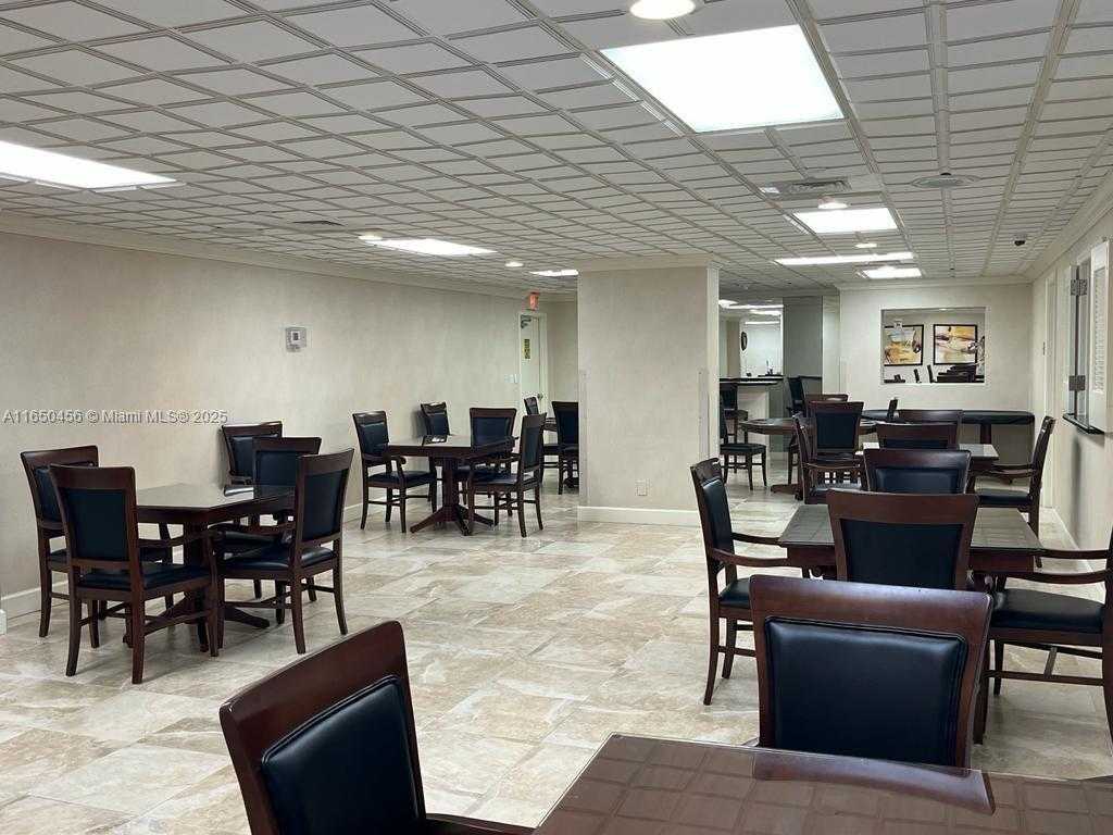 Small Image of 3530 MYSTIC POINTE DR #1711, Aventura Number 33
