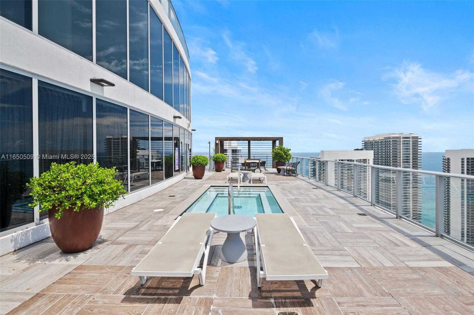 Small Image of 4010 SOUTH OCEAN DR #T3507, Hollywood Number 35