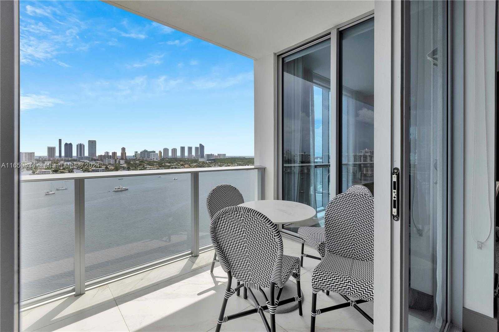 Small Image of 17111 BISCAYNE BLVD #1709, North Miami Beach Number 20