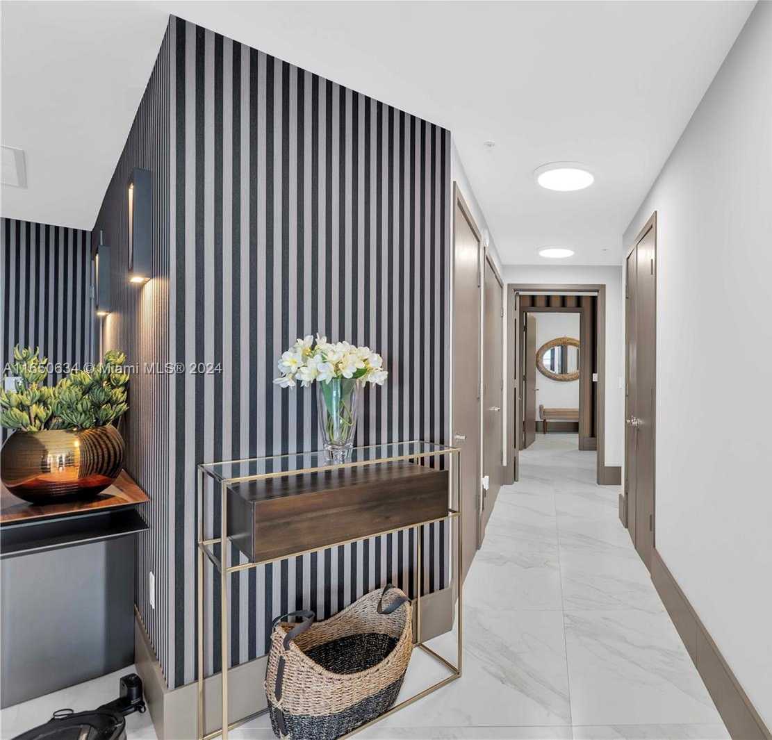 Small Image of 17111 BISCAYNE BLVD #1709, North Miami Beach Number 26