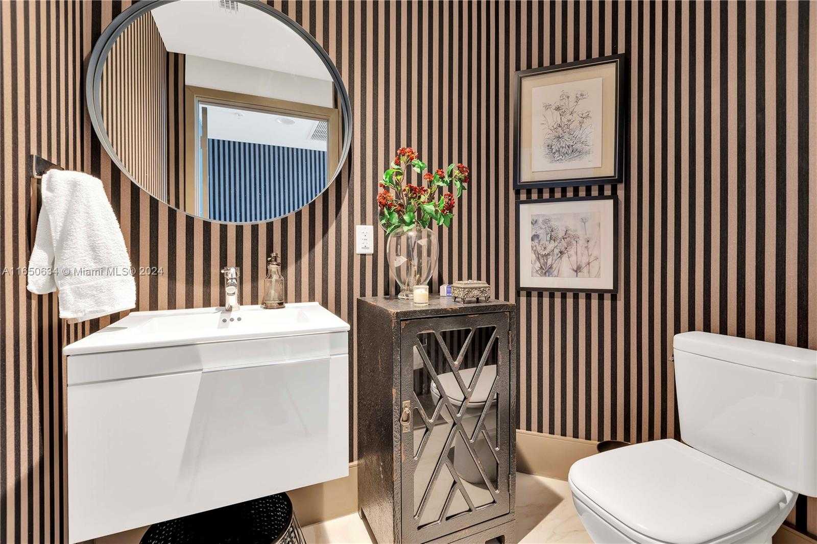 Small Image of 17111 BISCAYNE BLVD #1709, North Miami Beach Number 42
