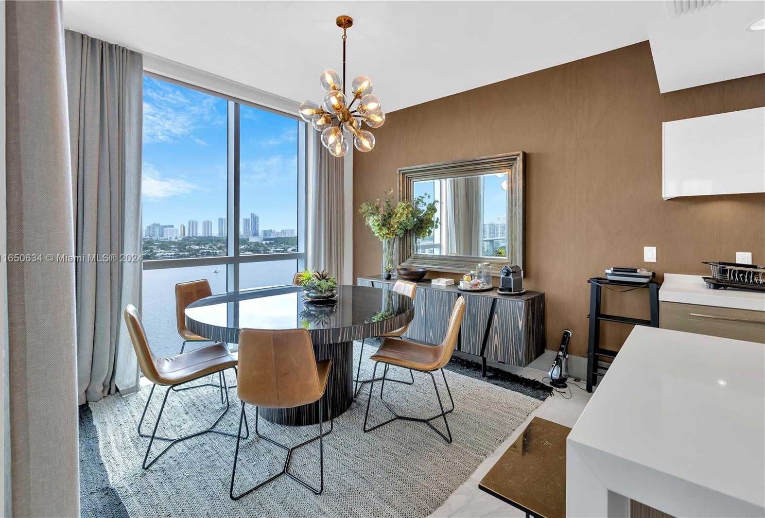 Small Image of 17111 BISCAYNE BLVD #1709, North Miami Beach Number 8