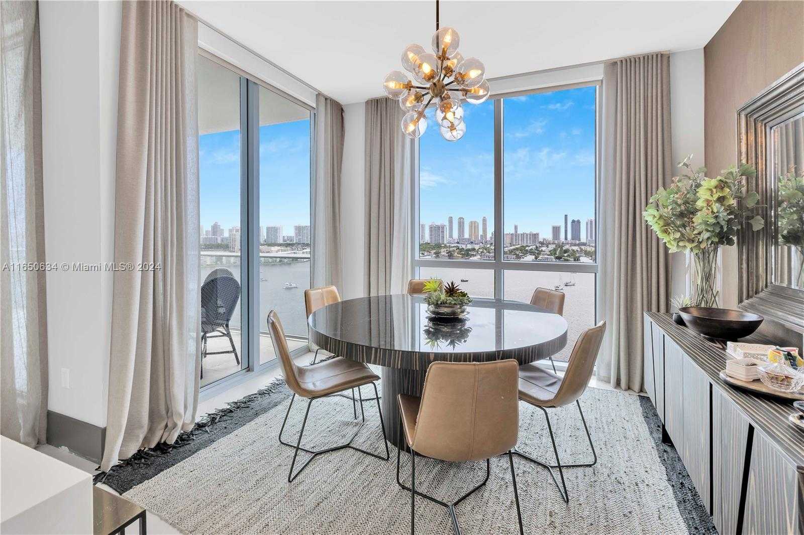 Small Image of 17111 BISCAYNE BLVD #1709, North Miami Beach Number 9