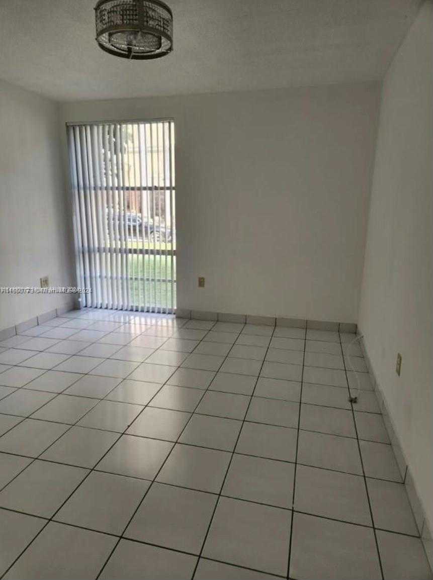 Small Image of 17560 ATLANTIC BLVD #112, Sunny Isles Beach Number 12