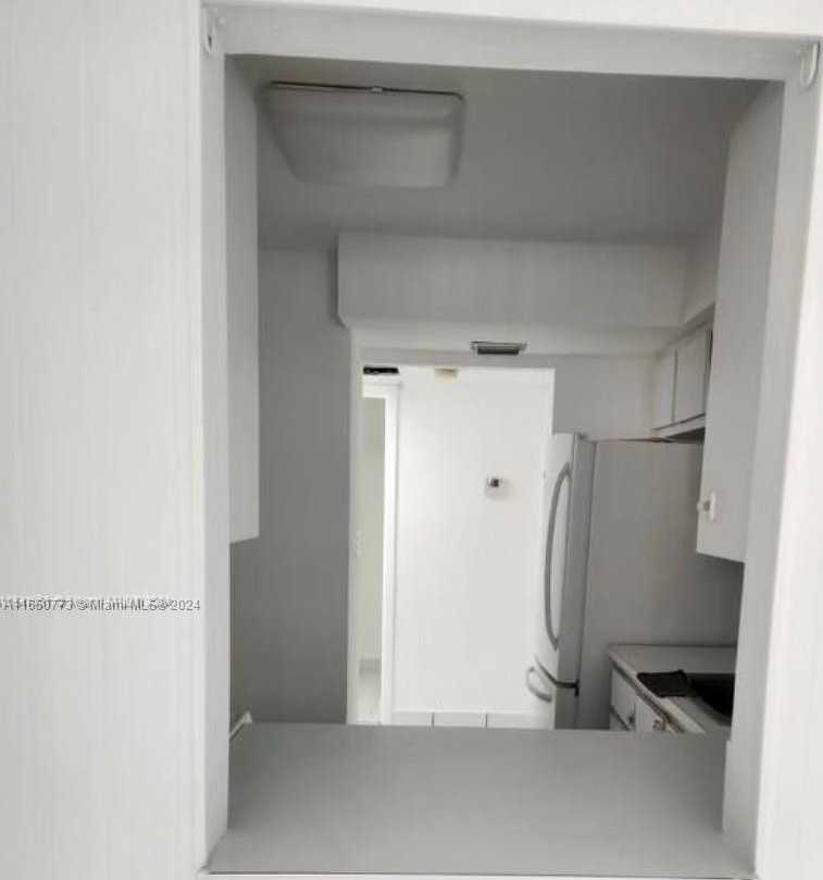 Small Image of 17560 ATLANTIC BLVD #112, Sunny Isles Beach Number 25