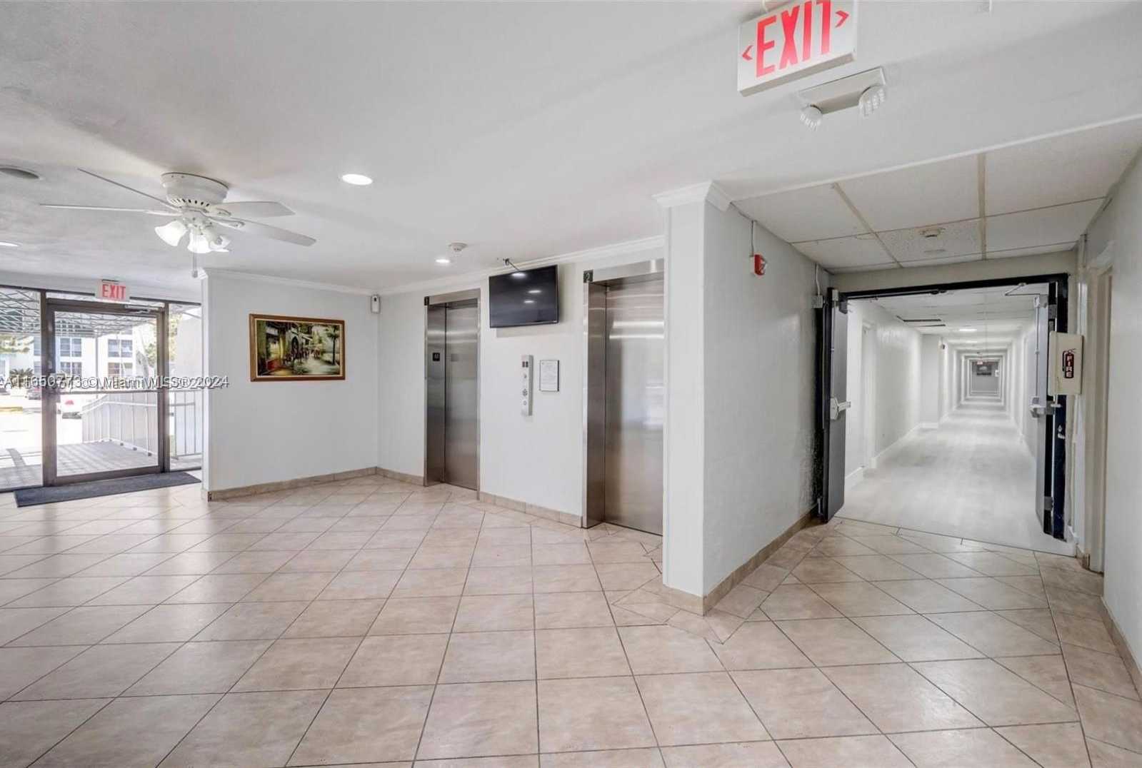 Small Image of 17560 ATLANTIC BLVD #112, Sunny Isles Beach Number 7