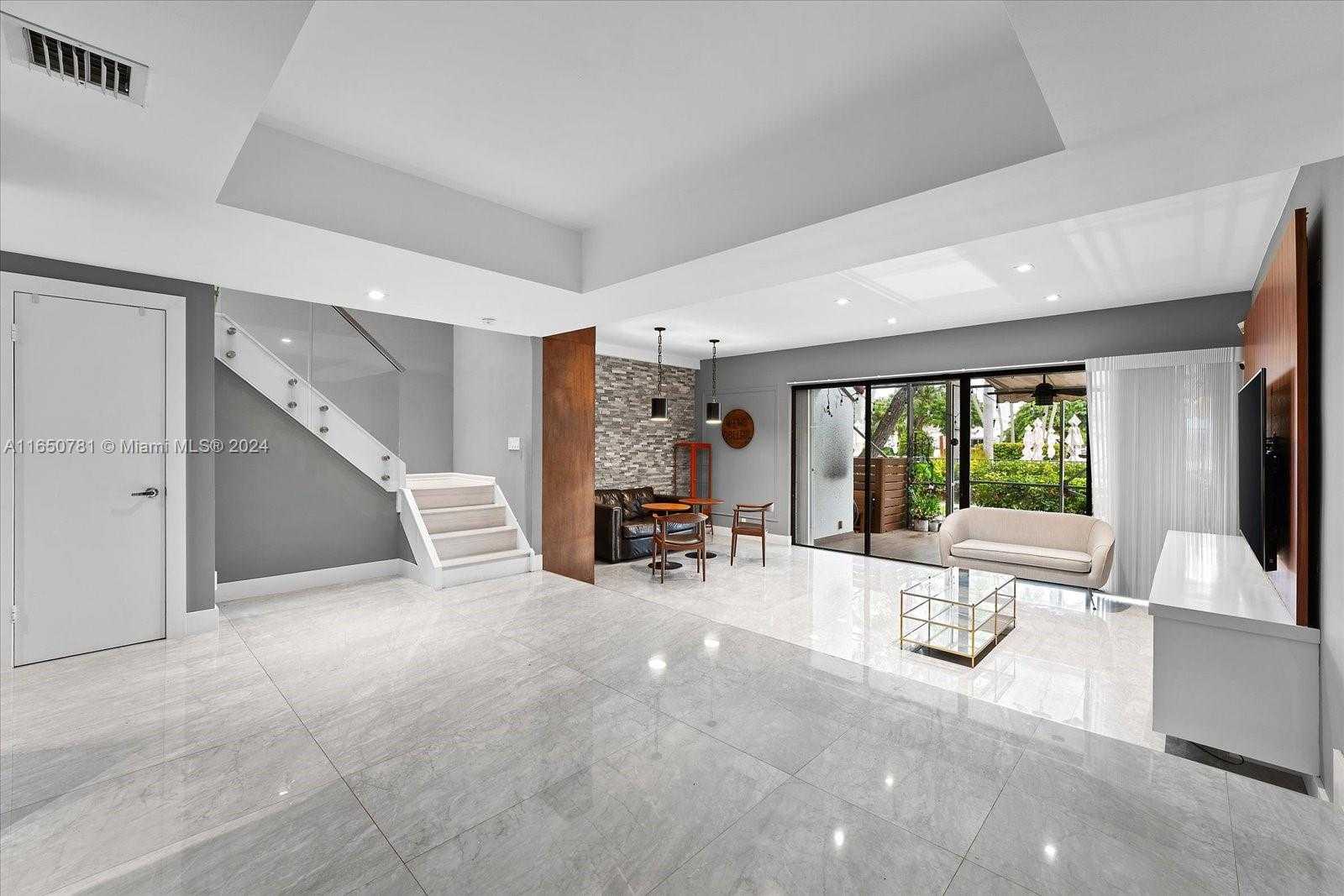 Small Image of 3602 YACHT CLUB DR #405, Aventura Number 4