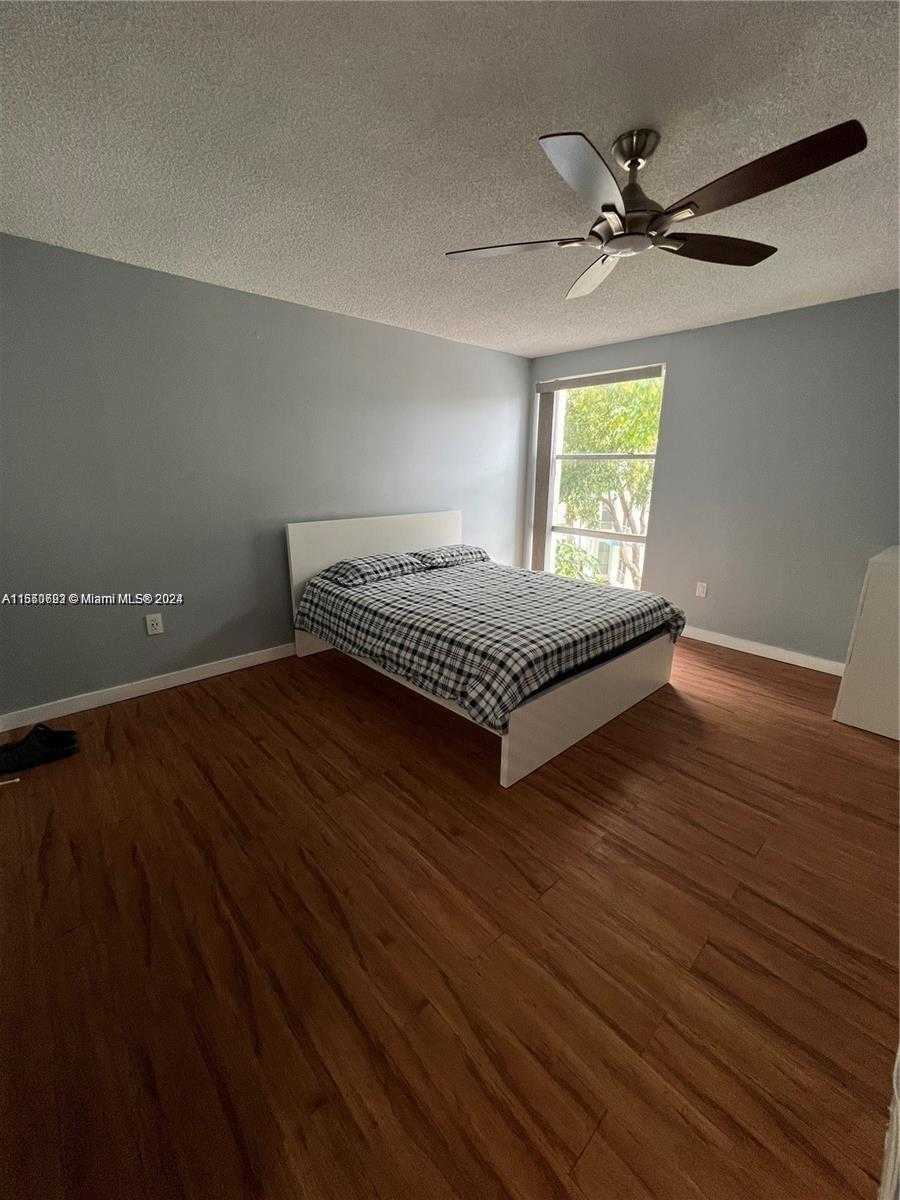 Small Image of 17620 ATLANTIC BLVD #315, Sunny Isles Beach Number 16