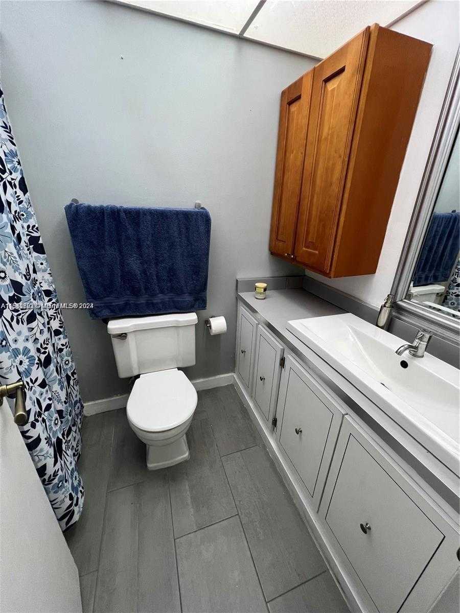 Small Image of 17620 ATLANTIC BLVD #315, Sunny Isles Beach Number 17