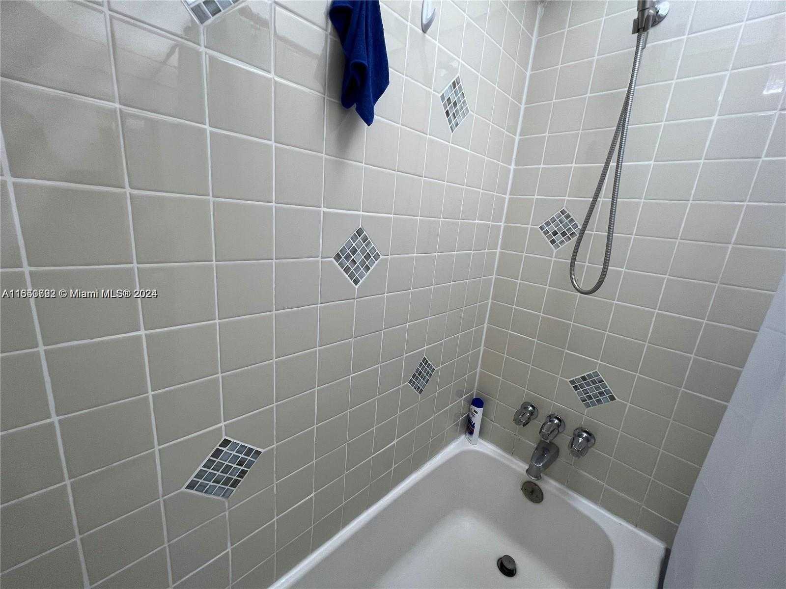 Small Image of 17620 ATLANTIC BLVD #315, Sunny Isles Beach Number 18