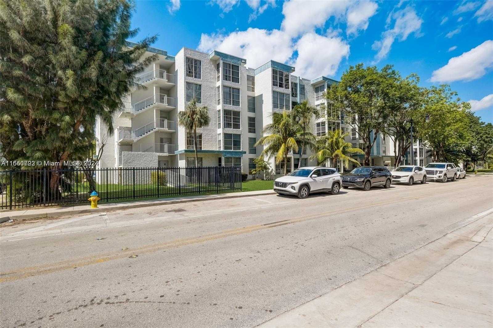 Small Image of 17620 ATLANTIC BLVD #315, Sunny Isles Beach Number 24