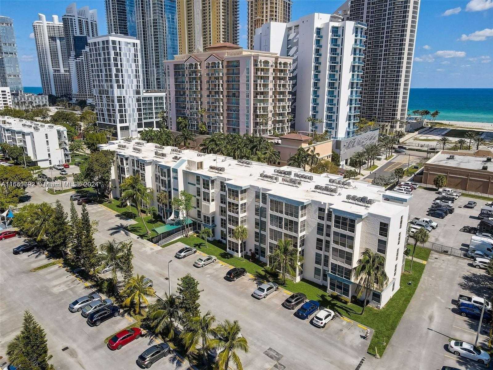 Small Image of 17620 ATLANTIC BLVD #315, Sunny Isles Beach Number 26