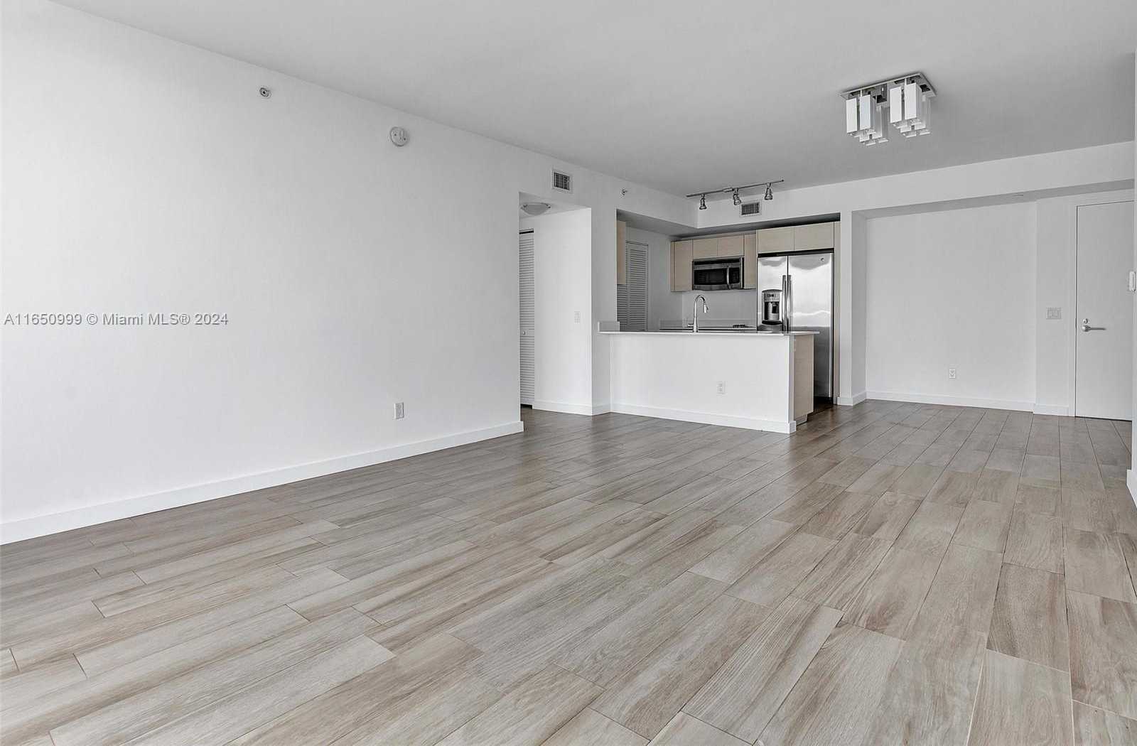 Small Image of 4250 BISCAYNE BLVD #1416, Miami Number 16