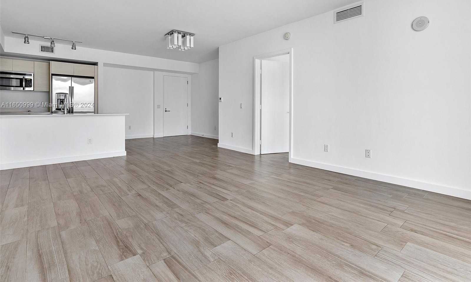 Small Image of 4250 BISCAYNE BLVD #1416, Miami Number 17