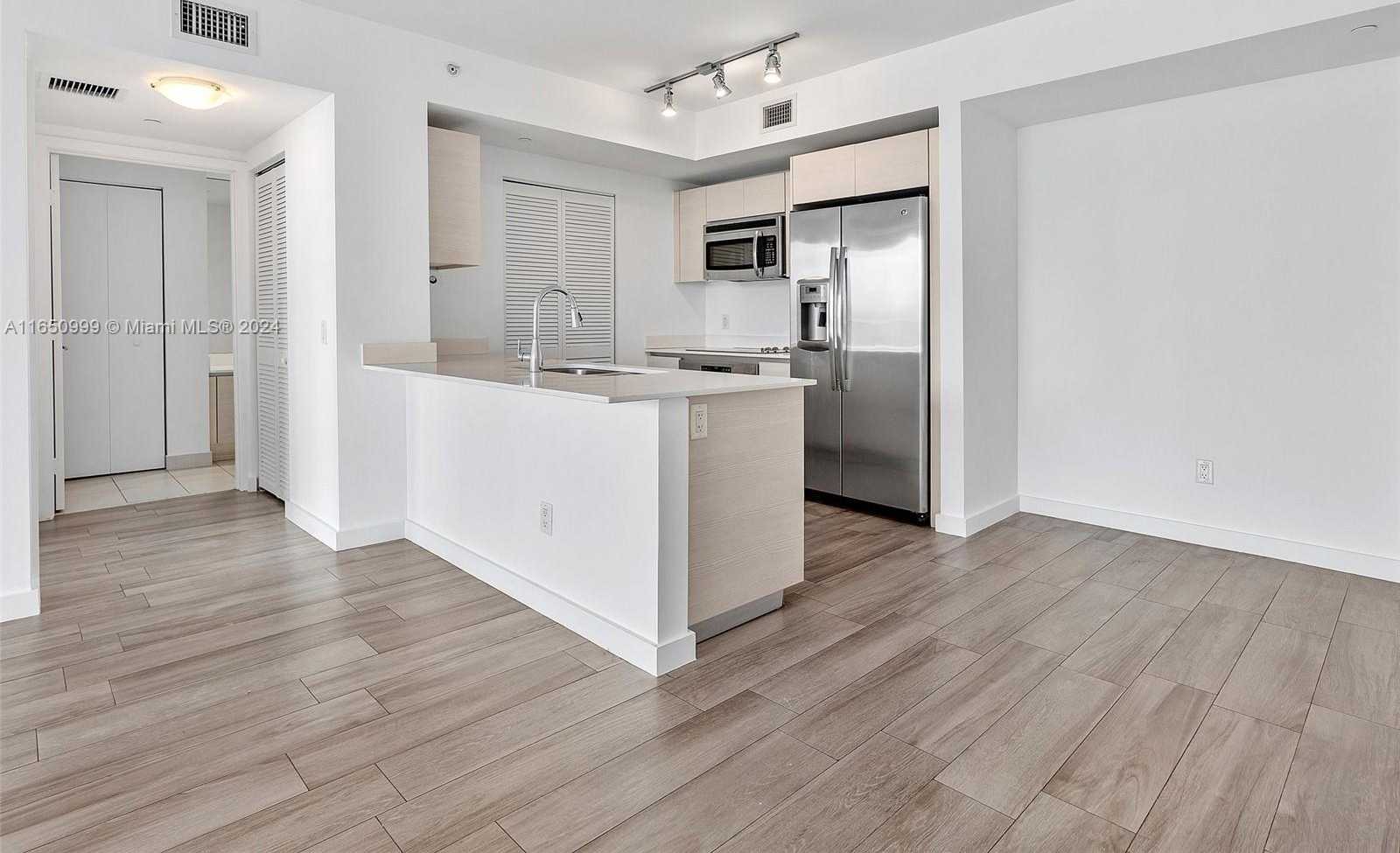 Small Image of 4250 BISCAYNE BLVD #1416, Miami Number 18
