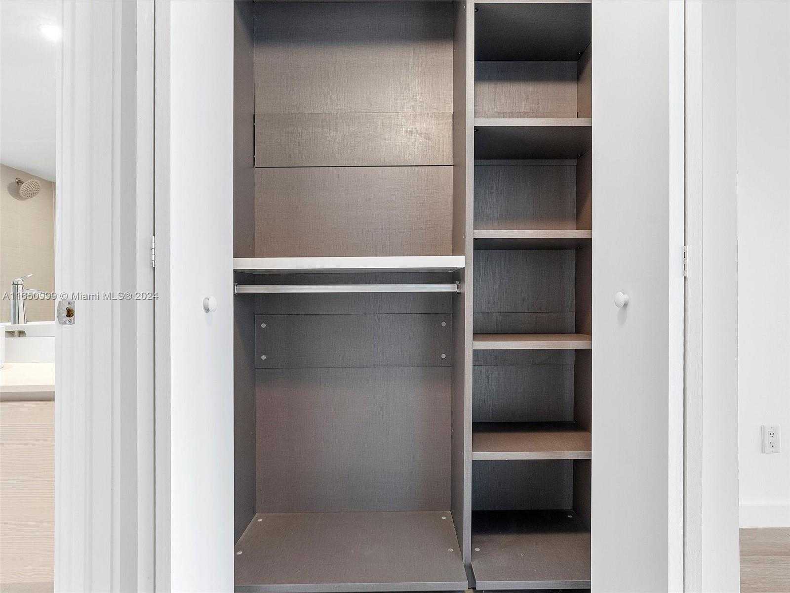 Small Image of 4250 BISCAYNE BLVD #1416, Miami Number 33
