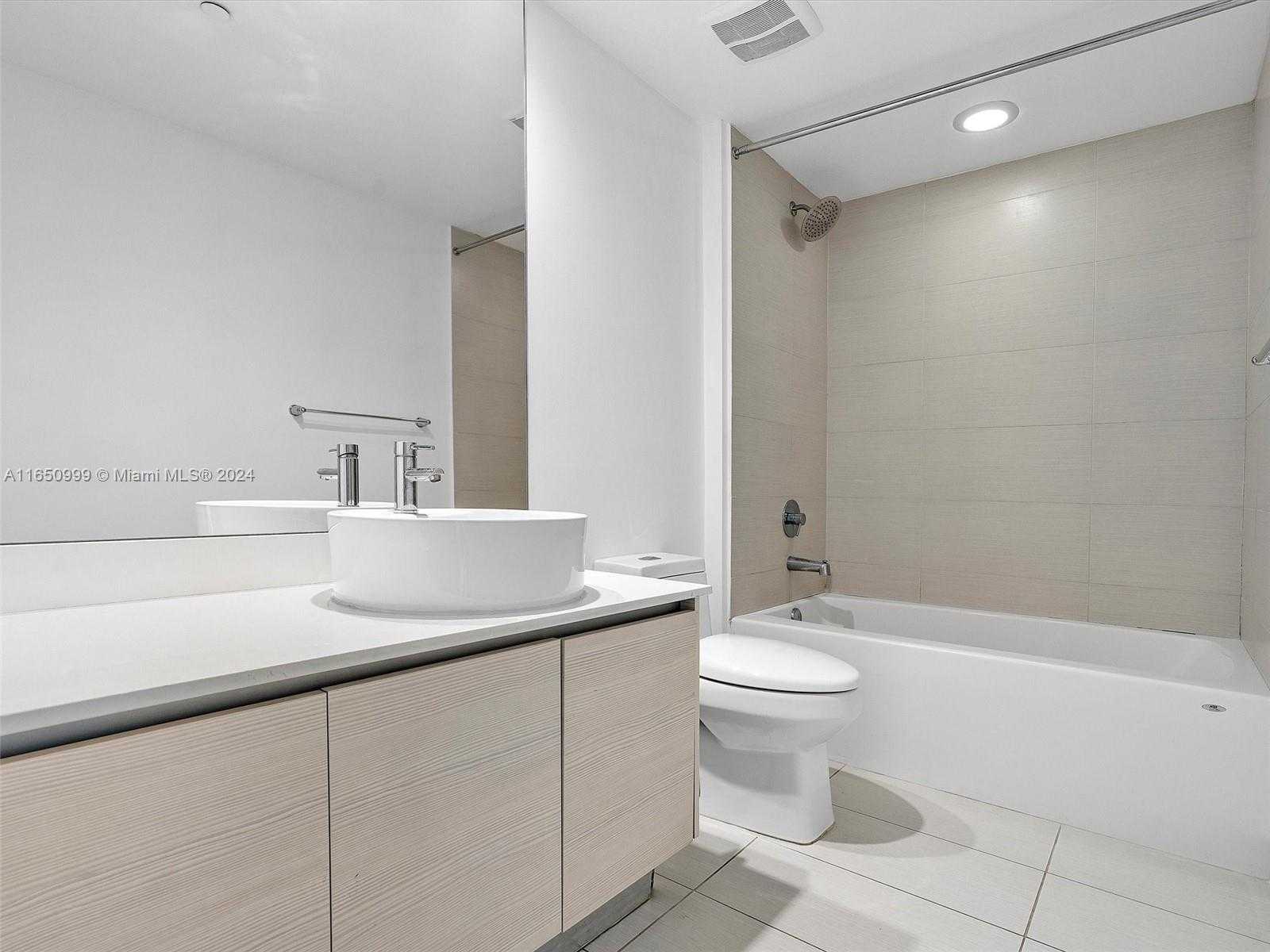 Small Image of 4250 BISCAYNE BLVD #1416, Miami Number 37