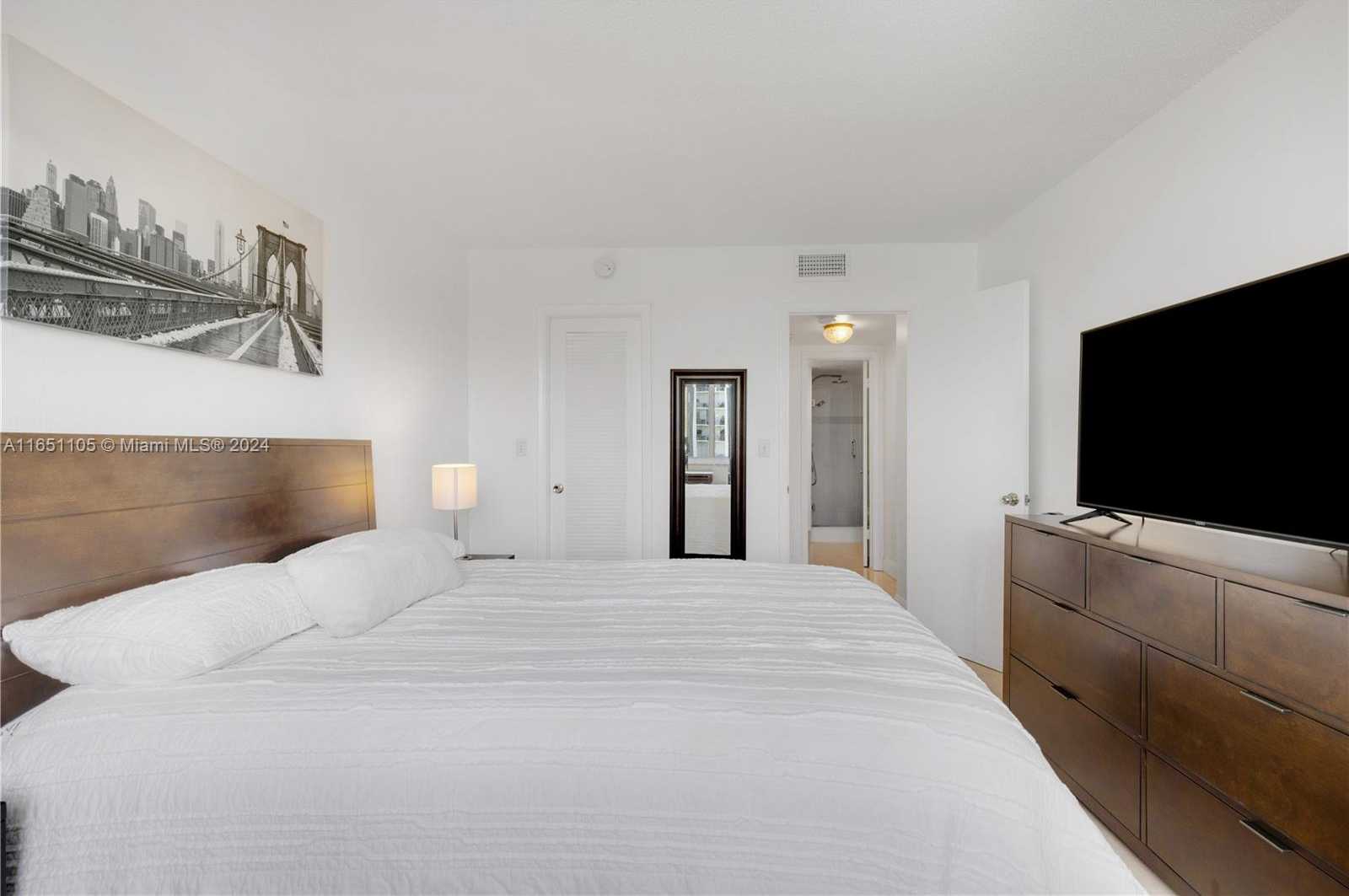Small Image of 1080 94TH ST #411, Bay Harbor Islands Number 14