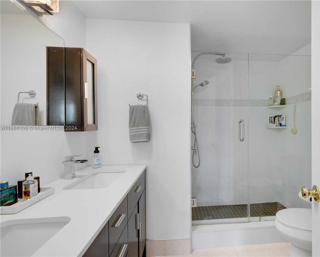 Small Image of 1080 94TH ST #411, Bay Harbor Islands Number 16