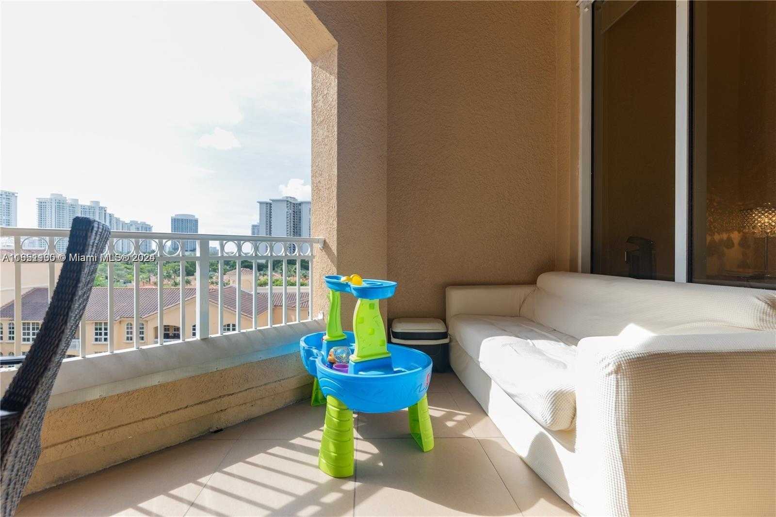Small Image of 3001 NORTH EAST 185TH ST #710, Aventura Number 14