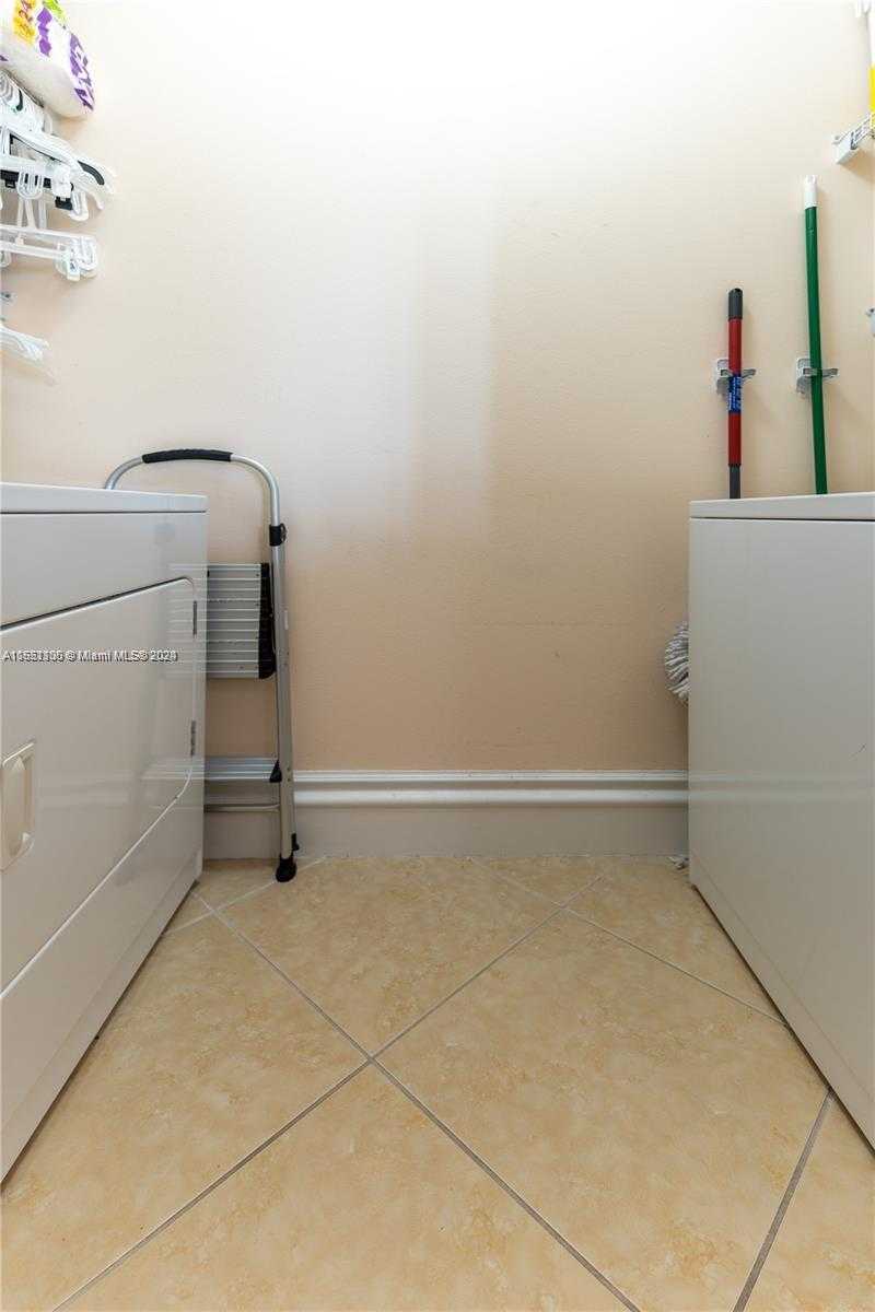 Small Image of 3001 NORTH EAST 185TH ST #710, Aventura Number 22