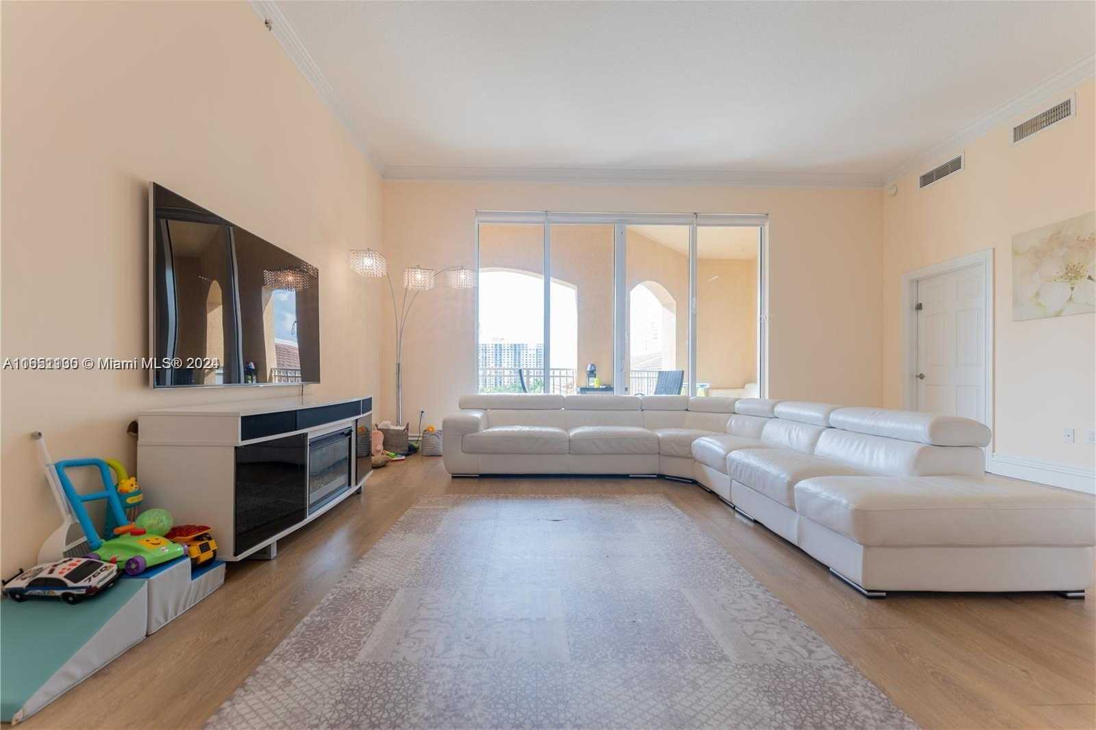 Small Image of 3001 NORTH EAST 185TH ST #710, Aventura Number 5