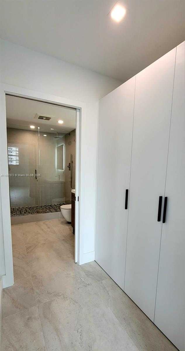 Small Image of 19390 COLLINS AVE #1025, Sunny Isles Beach Number 16