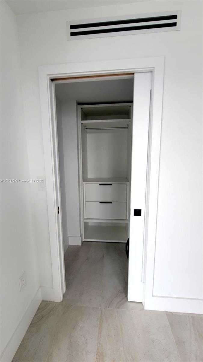 Small Image of 19390 COLLINS AVE #1025, Sunny Isles Beach Number 21