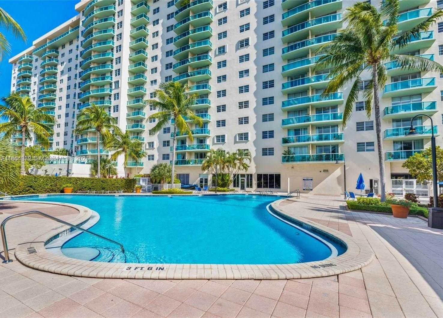 Small Image of 19390 COLLINS AVE #1025, Sunny Isles Beach Number 24
