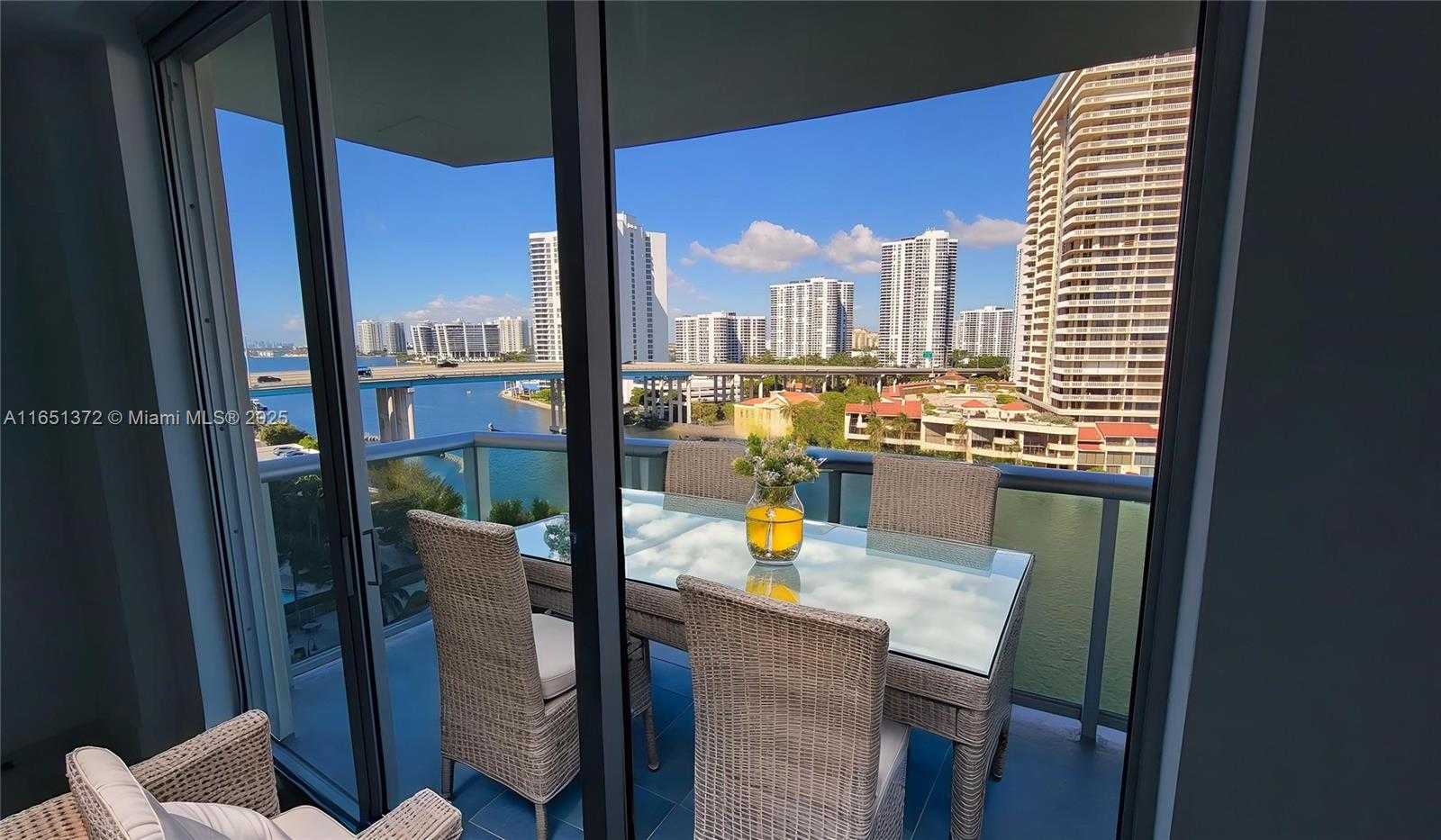 Small Image of 19390 COLLINS AVE #1025, Sunny Isles Beach Number 7