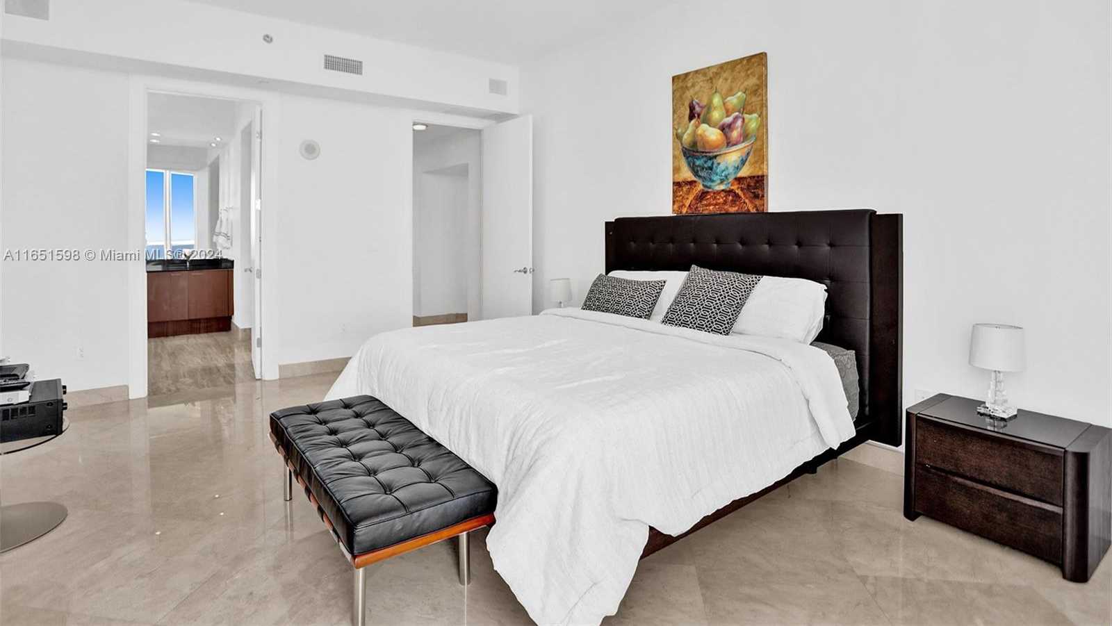 Small Image of 16001 COLLINS AVE #2806, Sunny Isles Beach Number 11