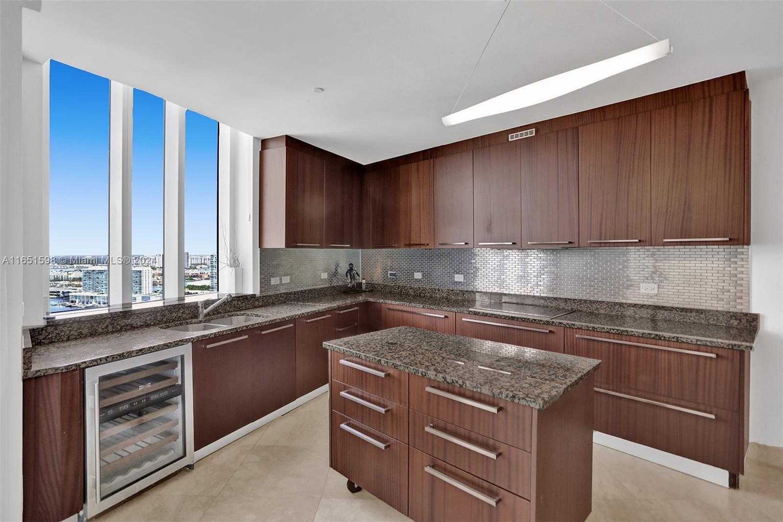 Small Image of 16001 COLLINS AVE #2806, Sunny Isles Beach Number 22