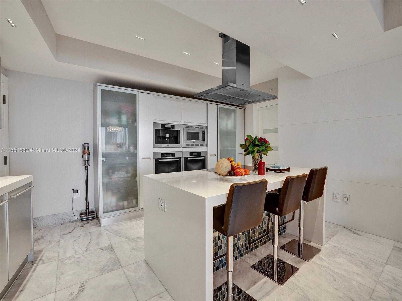 Small Image of 18201 COLLINS AVE #1204, Sunny Isles Beach Number 13
